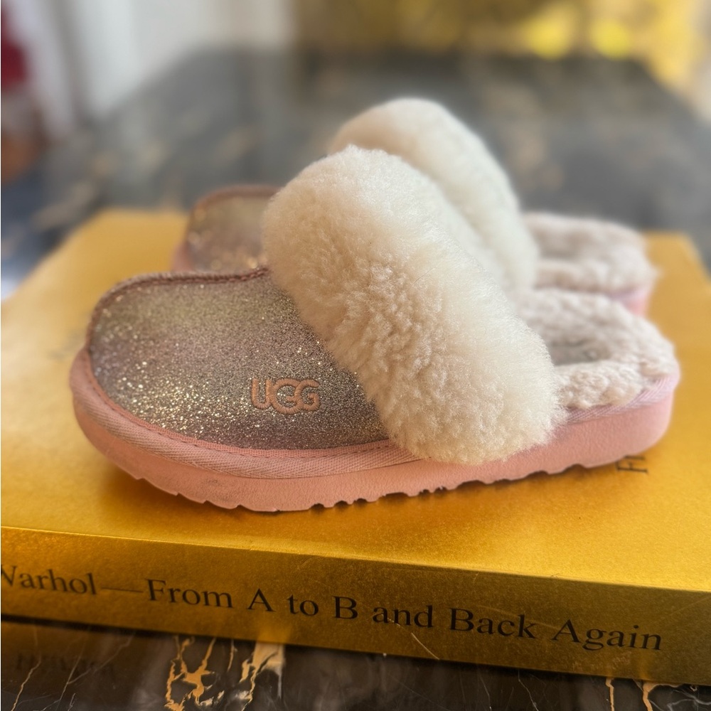 UGG Kids Cozy II Glitter Slippers Featuring a Metallic Upper and Shearling